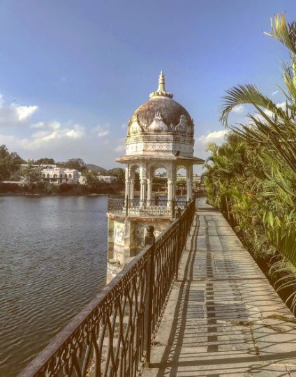 Swaroop Sagar, Udaipur, Rajasthan - Vushii.com Swaroop Sagar, Udaipur, Rajasthan - Vushii.com